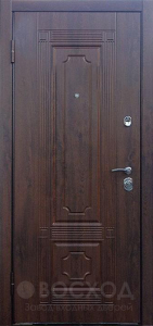 Фото  Стальная дверь МДФ №177 с отделкой Массив дуба